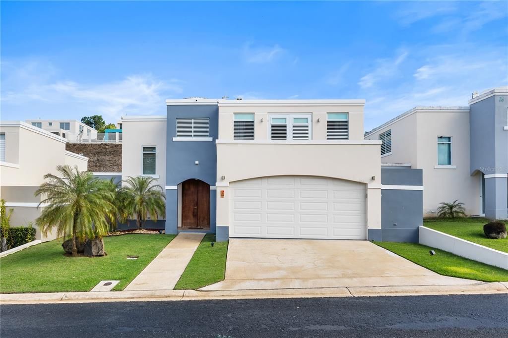 Недавно продано: $380,000 (4 спален, 2 ванн, 2117 Квадратных фут)