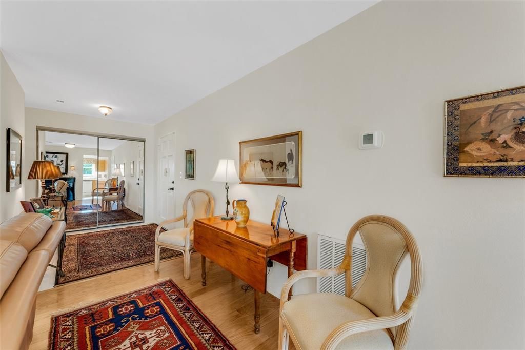 Activo con contrato: $179,000 (2 camas, 2 baños, 1225 Pies cuadrados)
