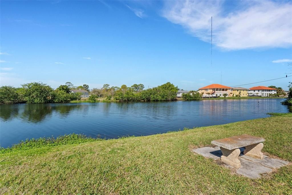 Activo con contrato: $179,000 (2 camas, 2 baños, 1225 Pies cuadrados)