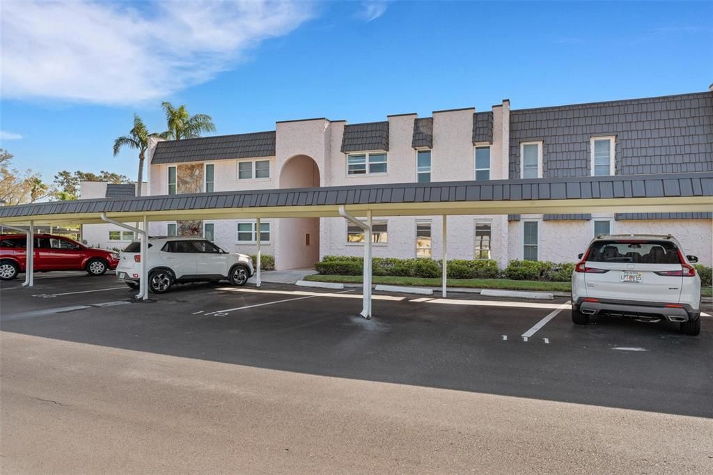 Activo con contrato: $179,000 (2 camas, 2 baños, 1225 Pies cuadrados)