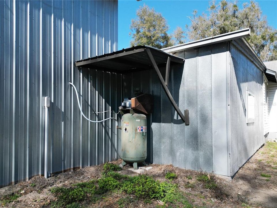 合同活跃: $599,000 (0 贝兹, 0 浴室, 2264 平方英尺)