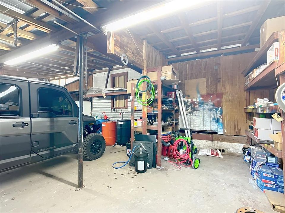 合同活跃: $599,000 (0 贝兹, 0 浴室, 2264 平方英尺)