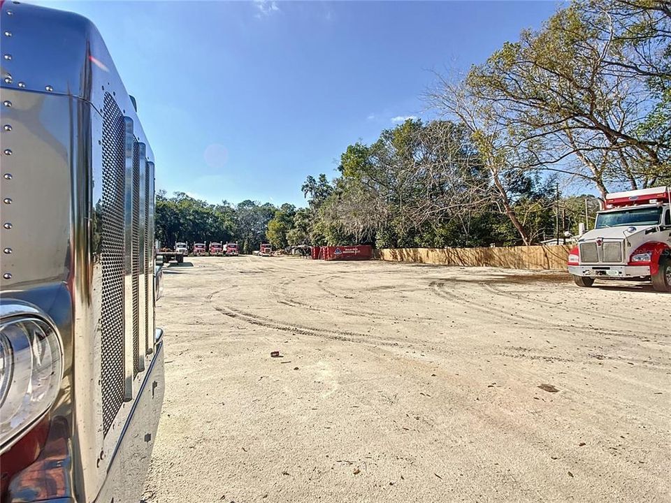 合同活跃: $599,000 (0 贝兹, 0 浴室, 2264 平方英尺)