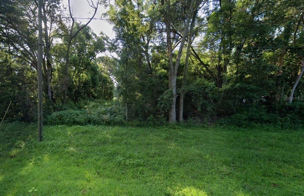 最近售出: $33,900 (0.39 acres)