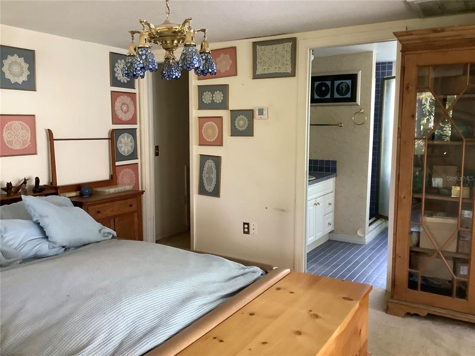 En Venta: $875,000 (4 camas, 3 baños, 2696 Pies cuadrados)