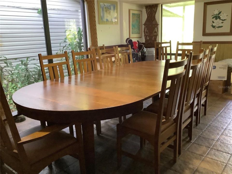 En Venta: $875,000 (4 camas, 3 baños, 2696 Pies cuadrados)