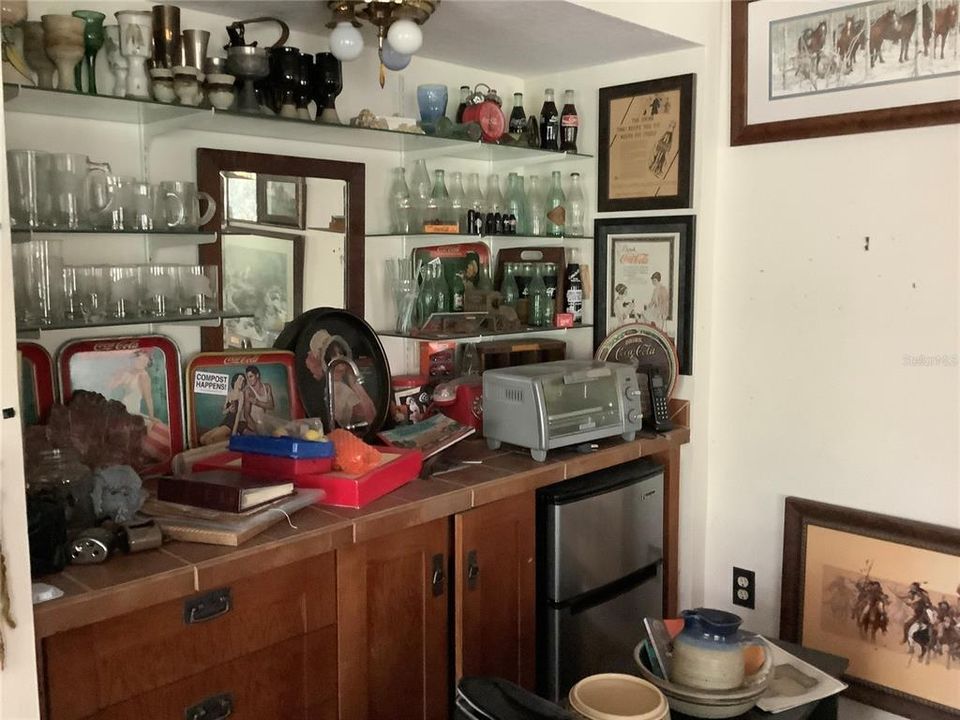 En Venta: $875,000 (4 camas, 3 baños, 2696 Pies cuadrados)