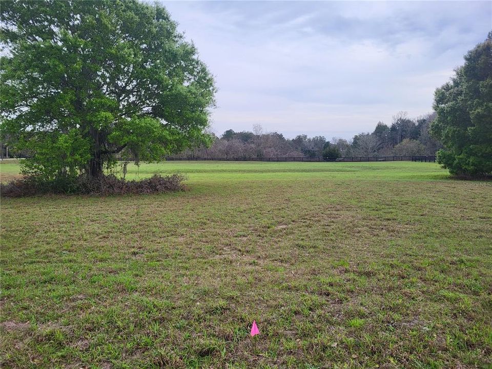 最近售出: $150,000 (3.06 acres)