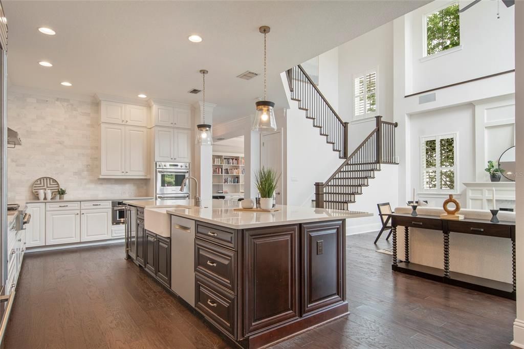 For Sale: $1,999,900 (6 beds, 5 baths, 5137 Square Feet)