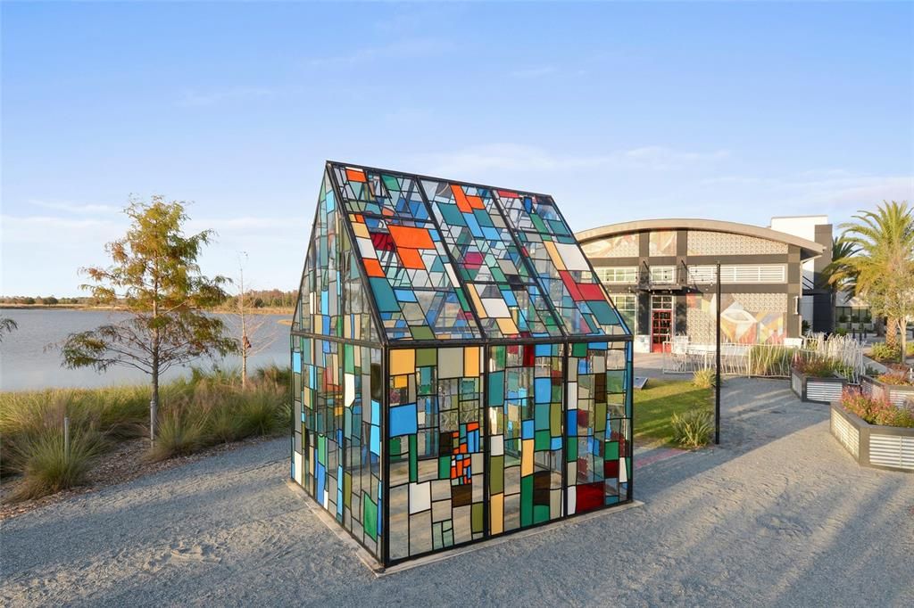 For Sale: $1,999,900 (6 beds, 5 baths, 5137 Square Feet)