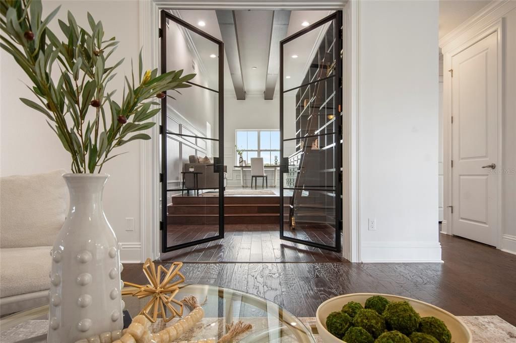 For Sale: $1,999,900 (6 beds, 5 baths, 5137 Square Feet)