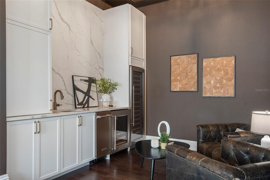 For Sale: $1,999,900 (6 beds, 5 baths, 5137 Square Feet)