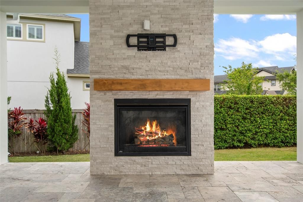 For Sale: $1,999,900 (6 beds, 5 baths, 5137 Square Feet)