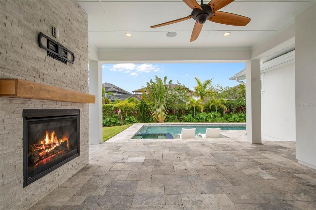 For Sale: $1,999,900 (6 beds, 5 baths, 5137 Square Feet)