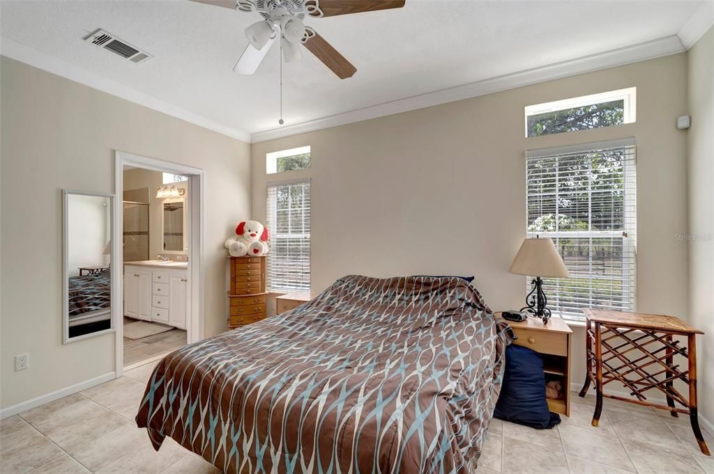 En Venta: $674,900 (3 camas, 2 baños, 1860 Pies cuadrados)