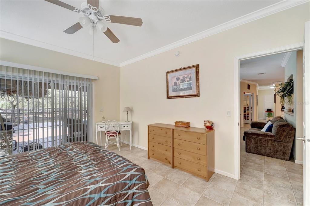 En Venta: $674,900 (3 camas, 2 baños, 1860 Pies cuadrados)