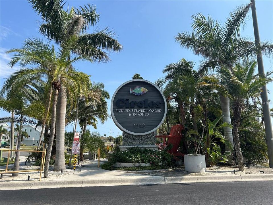 En Venta: $699,000 (5 camas, 3 baños, 3222 Pies cuadrados)