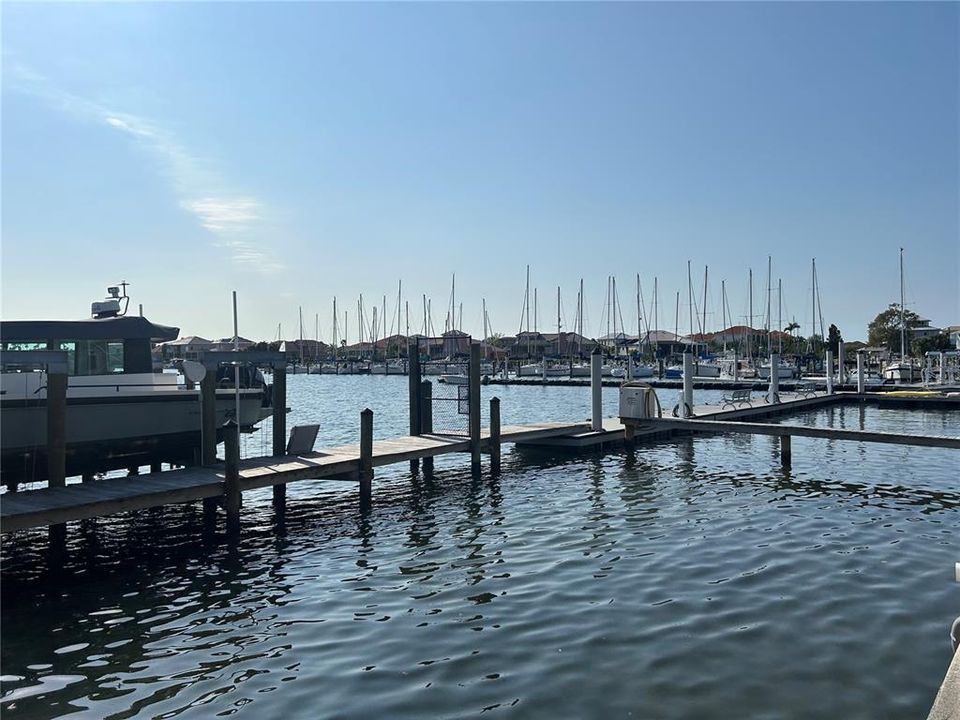 En Venta: $699,000 (5 camas, 3 baños, 3222 Pies cuadrados)