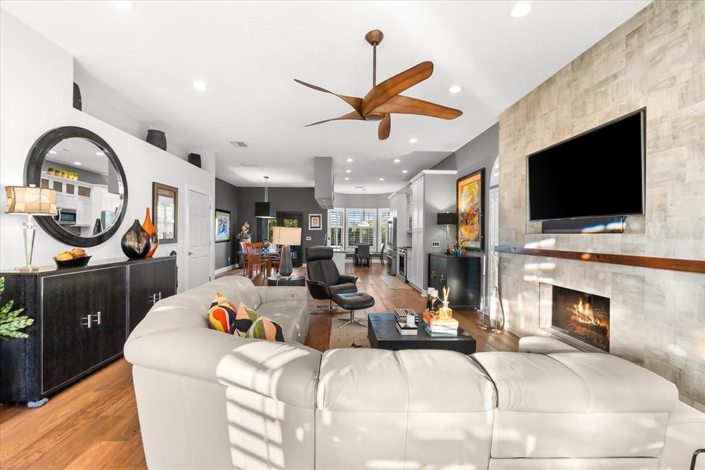 For Sale: $1,083,000 (3 beds, 2 baths, 2692 Square Feet)