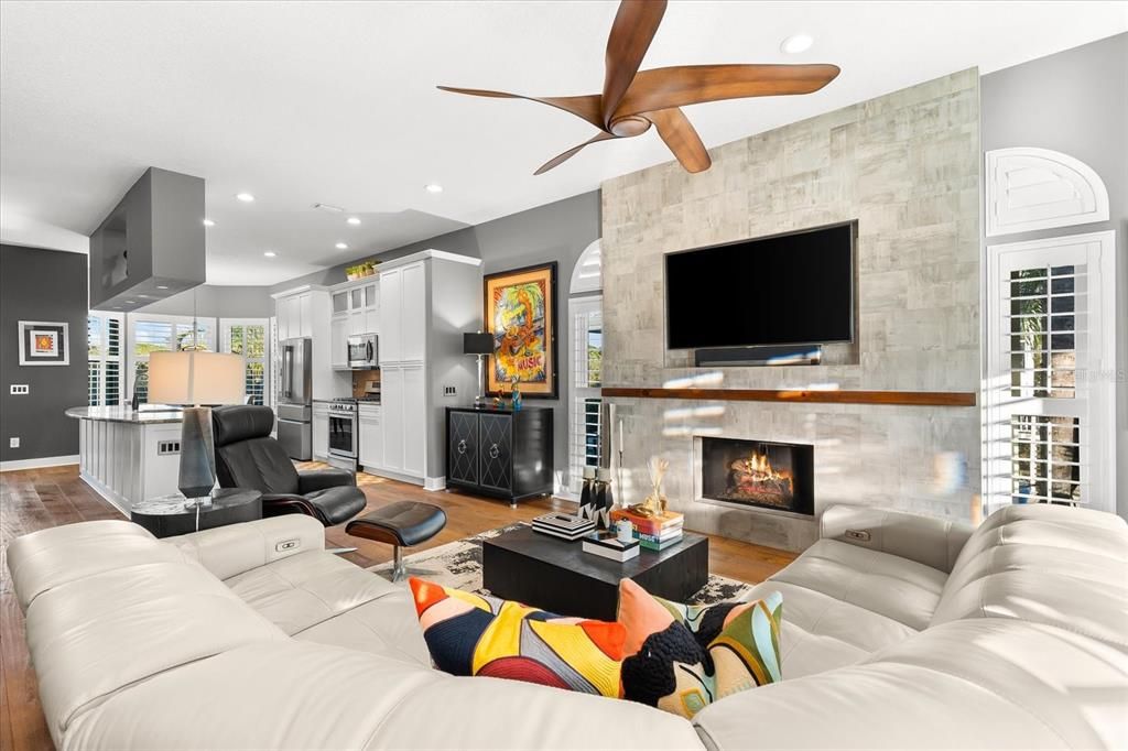 For Sale: $1,083,000 (3 beds, 2 baths, 2692 Square Feet)