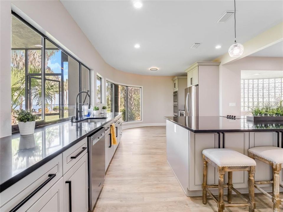 待售: $1,499,900 (5 贝兹, 3 浴室, 4860 平方英尺)