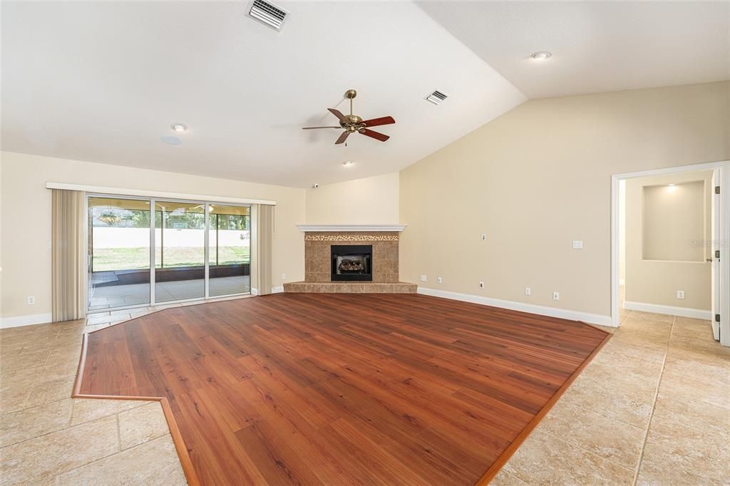 Active With Contract: $538,000 (4 beds, 3 baths, 2766 Square Feet)