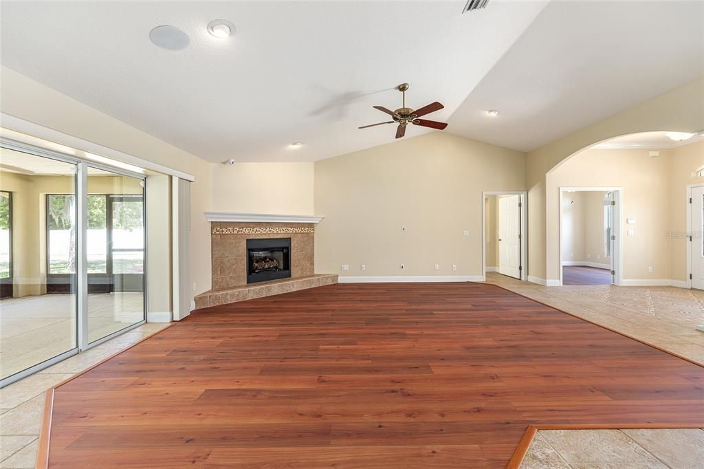 Active With Contract: $538,000 (4 beds, 3 baths, 2766 Square Feet)