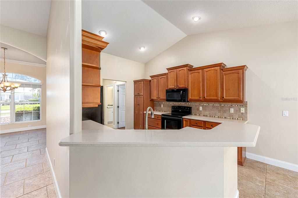 Active With Contract: $538,000 (4 beds, 3 baths, 2766 Square Feet)