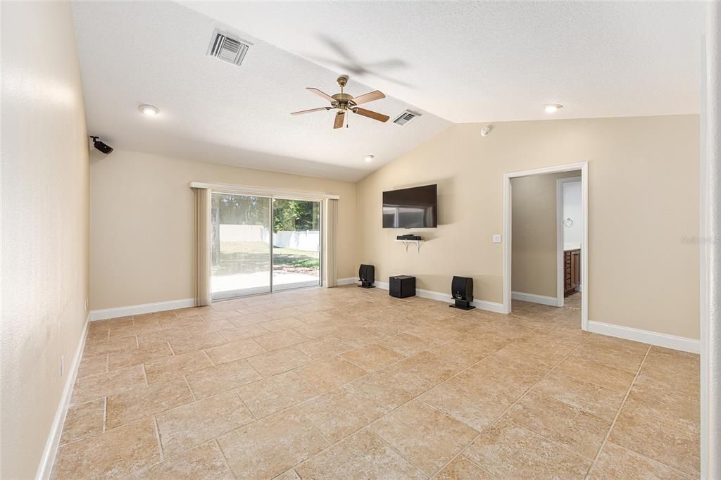 Active With Contract: $538,000 (4 beds, 3 baths, 2766 Square Feet)