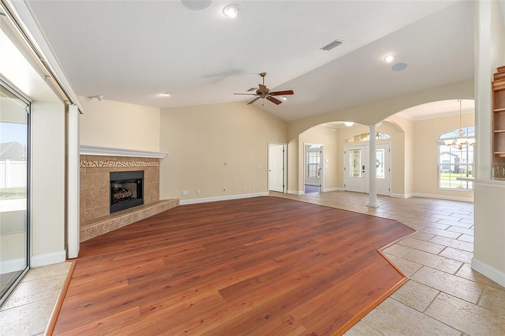 Active With Contract: $538,000 (4 beds, 3 baths, 2766 Square Feet)