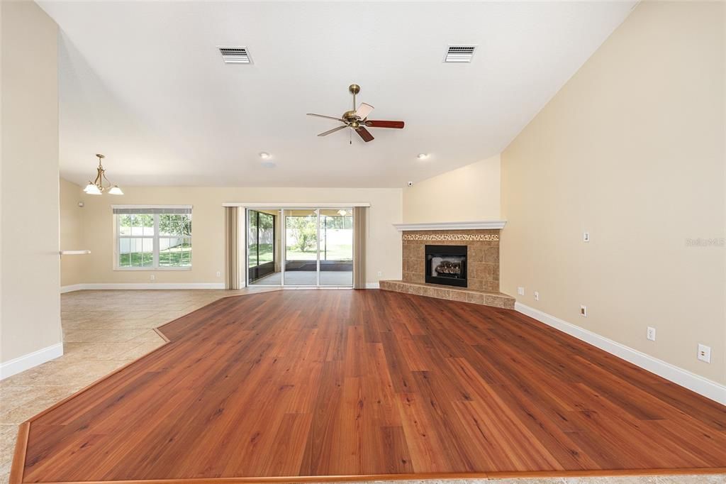 Active With Contract: $538,000 (4 beds, 3 baths, 2766 Square Feet)