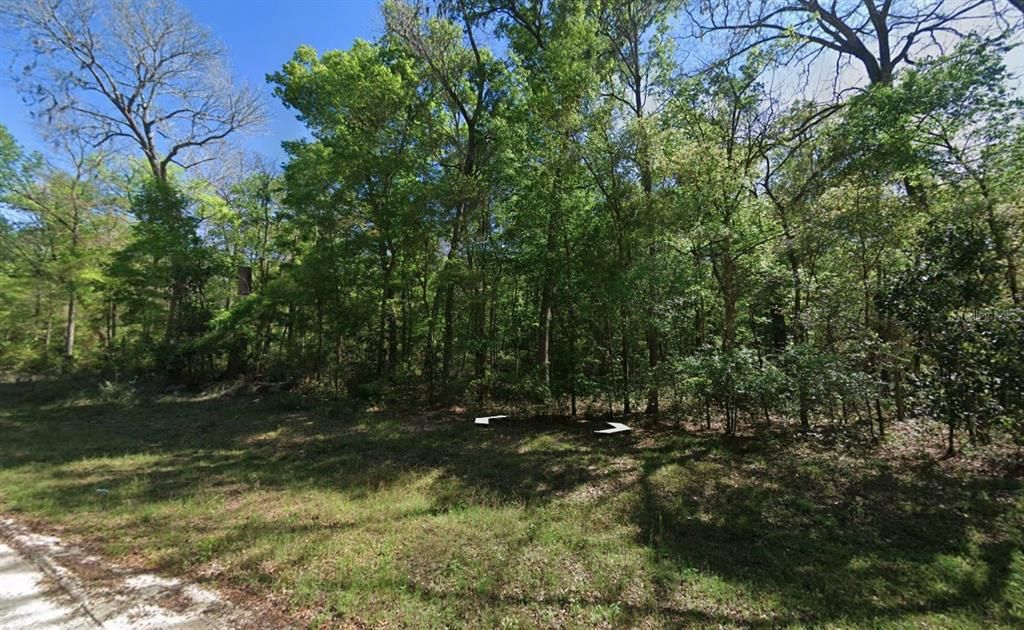Vendido Recientemente: $45,000 (1.84 acres)