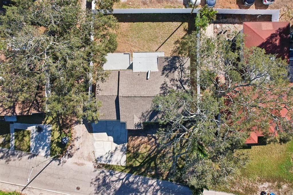 合同活跃: $275,000 (2 贝兹, 1 浴室, 1020 平方英尺)