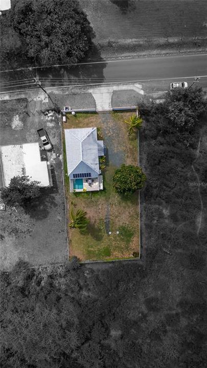 For Sale: $499,000 (2 beds, 1 baths, 900 Square Feet)