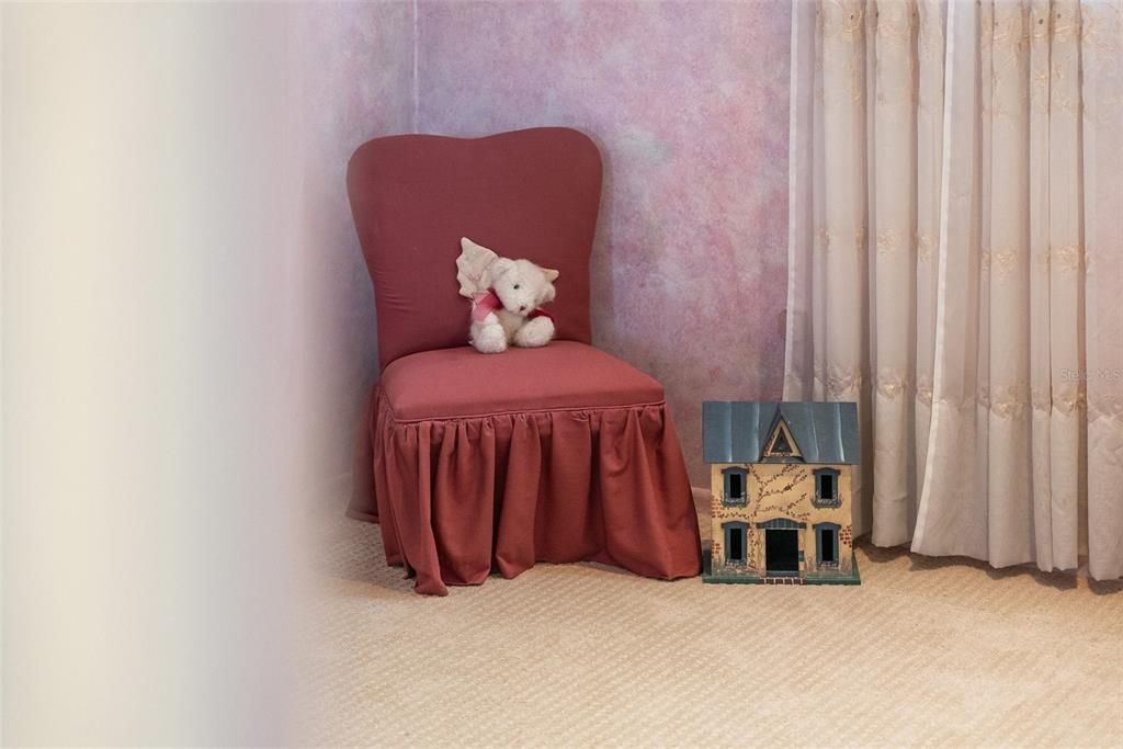 En Venta: $1,640,000 (6 camas, 3 baños, 4125 Pies cuadrados)