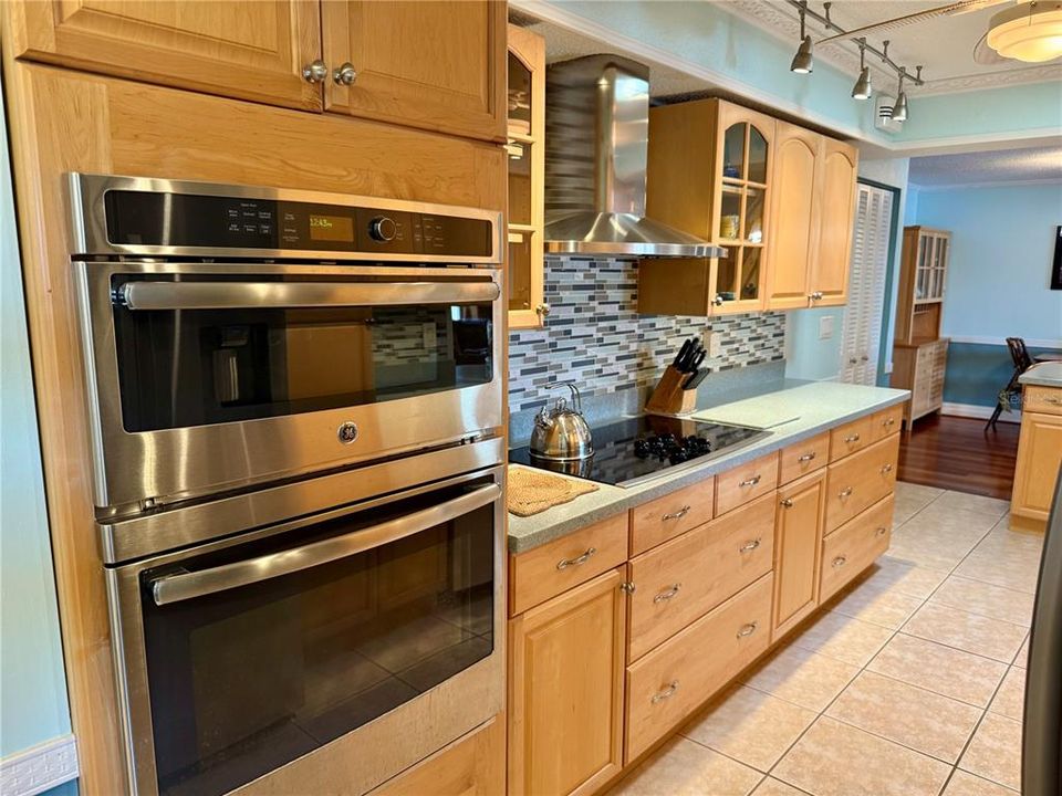 For Sale: $509,000 (3 beds, 2 baths, 1857 Square Feet)