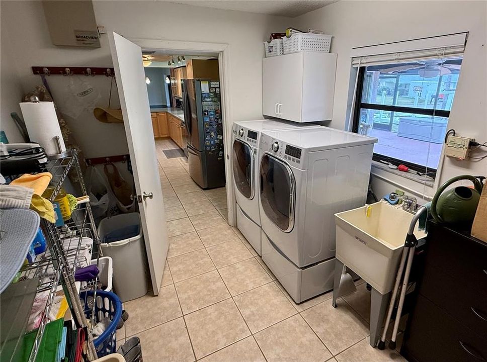 For Sale: $509,000 (3 beds, 2 baths, 1857 Square Feet)