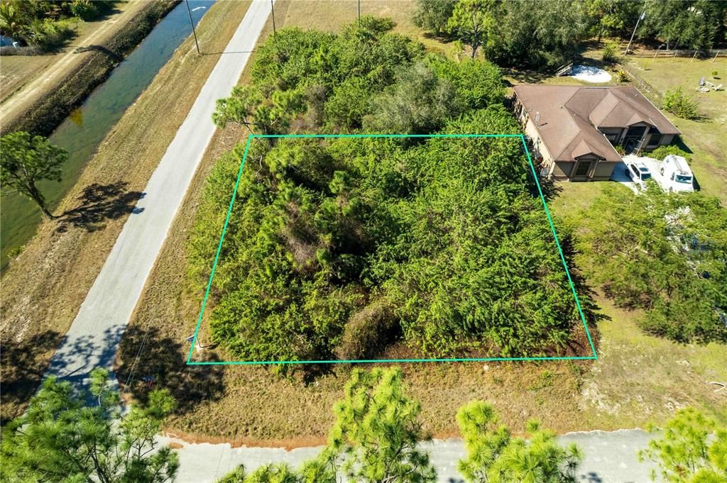 For Sale: $20,400 (0.25 acres)