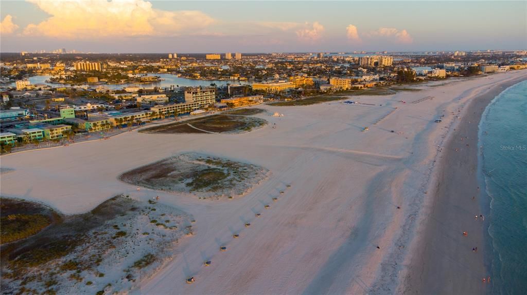 For Sale: $1,275,000 (0.31 acres)