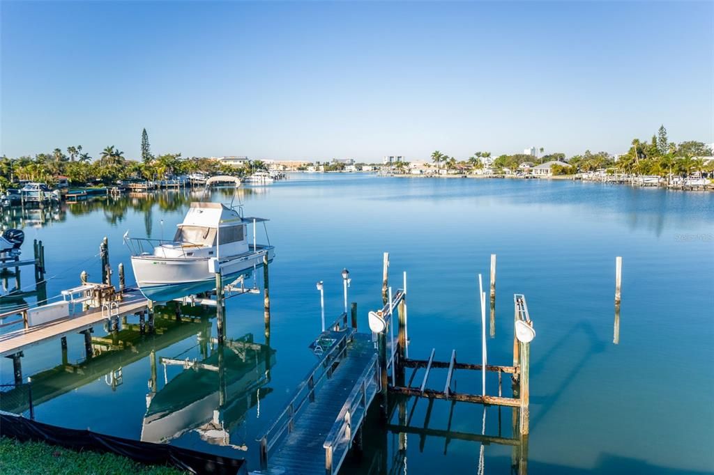 For Sale: $1,275,000 (0.31 acres)