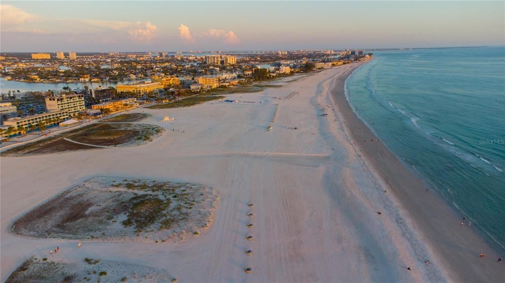 For Sale: $1,275,000 (0.31 acres)