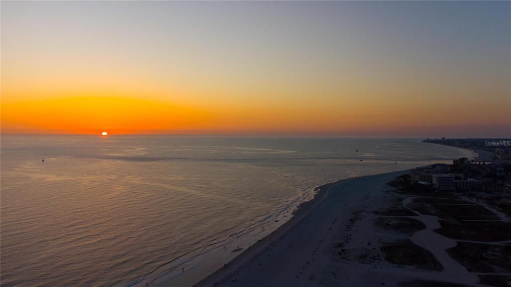 For Sale: $1,275,000 (0.31 acres)