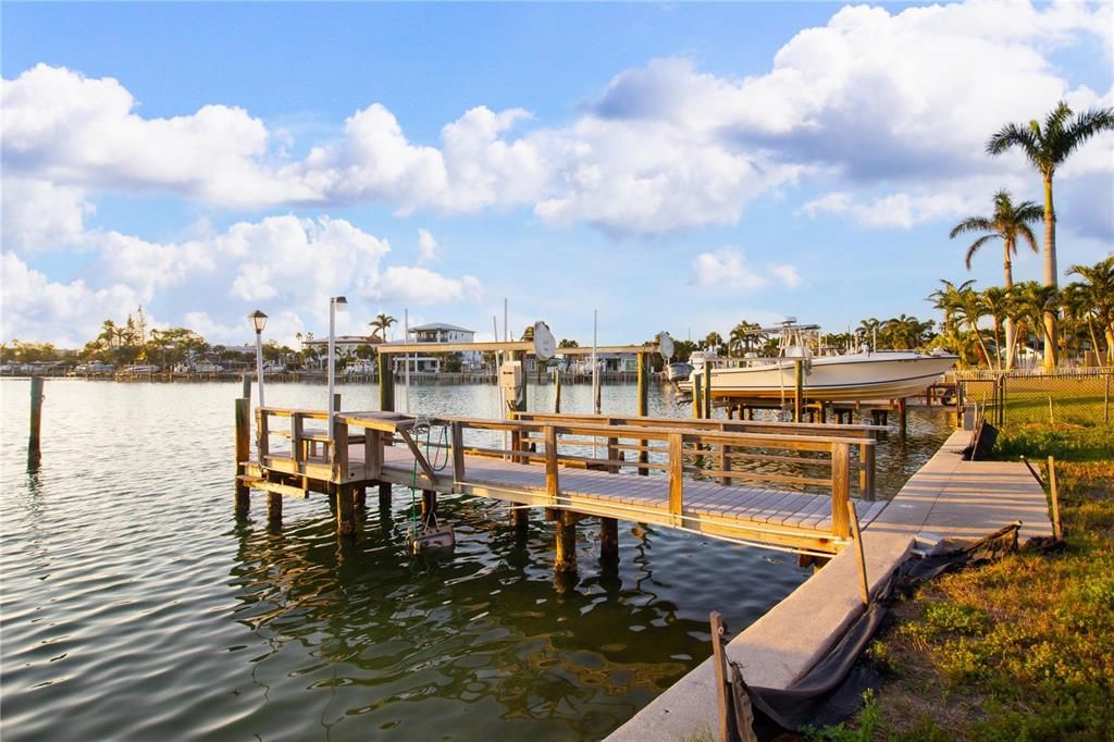 For Sale: $1,275,000 (0.31 acres)