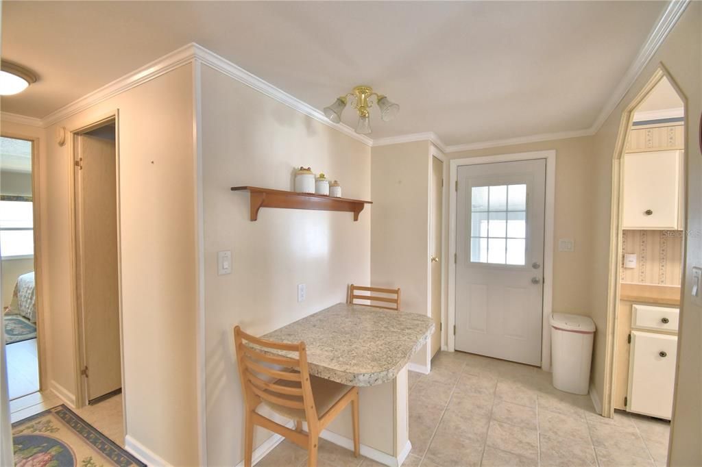Active With Contract: $113,900 (2 beds, 2 baths, 1056 Square Feet)