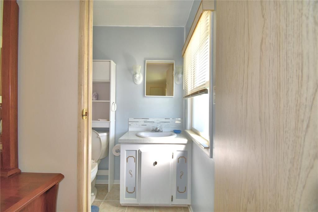 Active With Contract: $113,900 (2 beds, 2 baths, 1056 Square Feet)