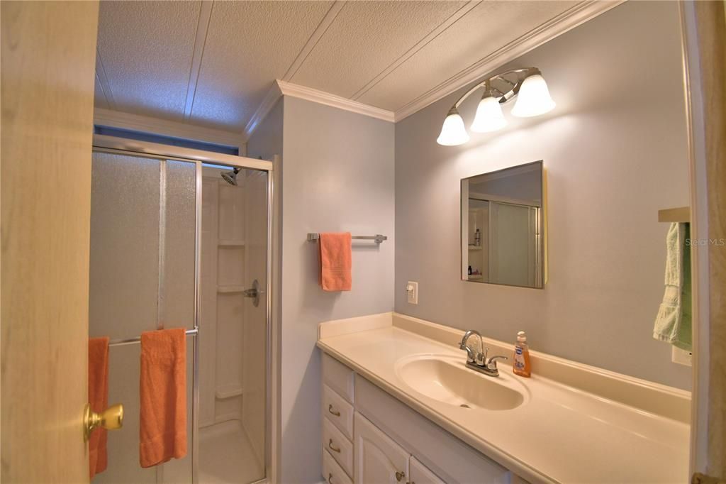 Active With Contract: $113,900 (2 beds, 2 baths, 1056 Square Feet)