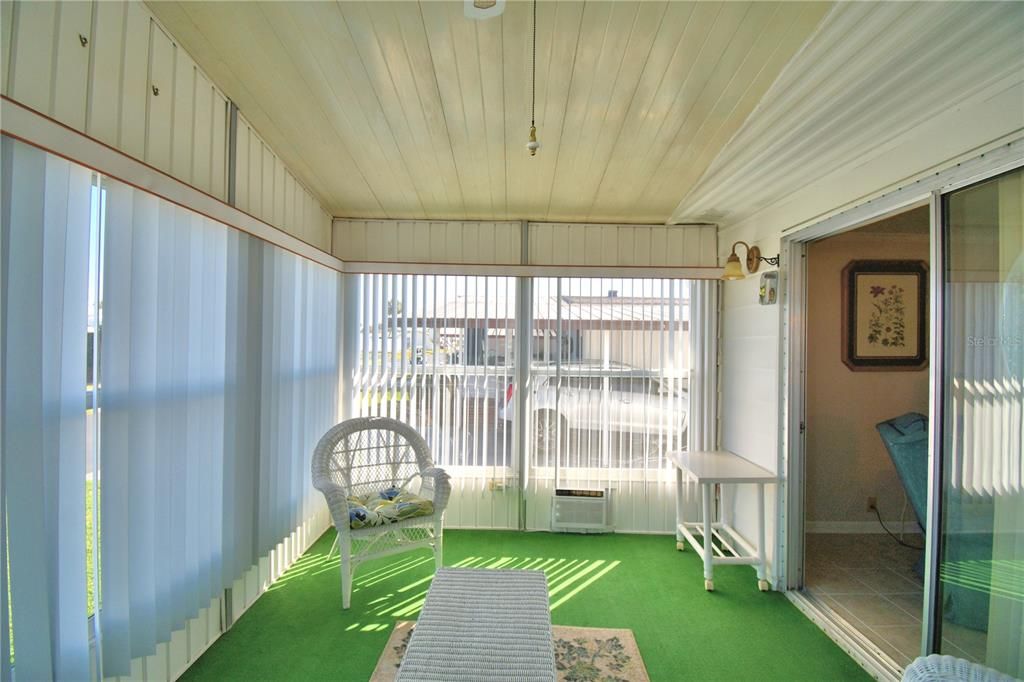 Active With Contract: $113,900 (2 beds, 2 baths, 1056 Square Feet)