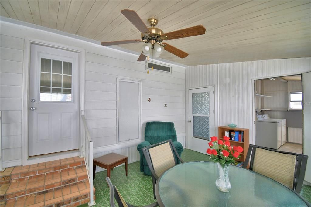 Active With Contract: $113,900 (2 beds, 2 baths, 1056 Square Feet)