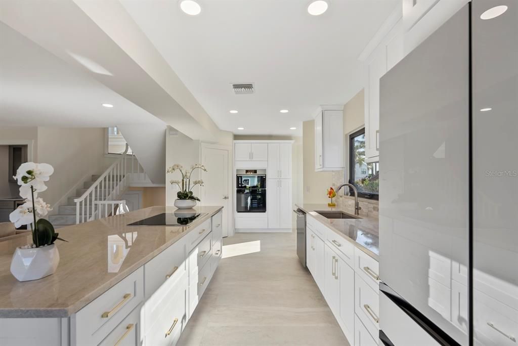 For Sale: $2,480,000 (3 beds, 3 baths, 2144 Square Feet)