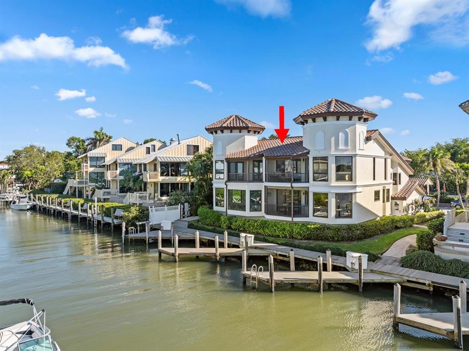 For Sale: $2,480,000 (3 beds, 3 baths, 2144 Square Feet)